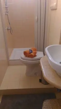 Family Ev, Banyolu/Duşlu, Dağ Manzaralı (Maggie)