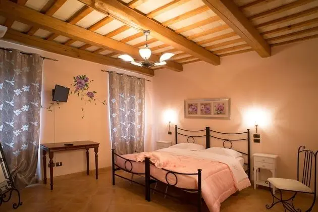 Tek Büyük Yataklı Oda, Banyolu/Duşlu, Bahçe Manzaralı (Tramonto)