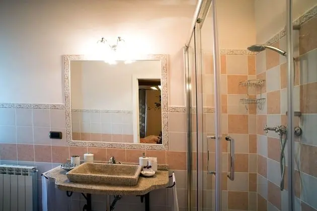 Tek Büyük Yataklı Oda, Banyolu/Duşlu, Bahçe Manzaralı (Tramonto)