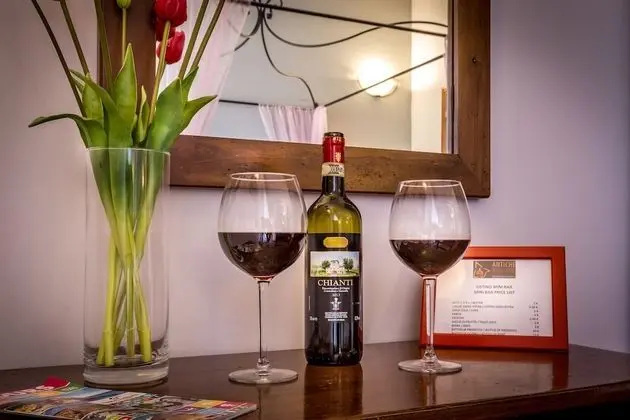 Tek Büyük veya İki Ayrı Yataklı Oda, Özel Banyo