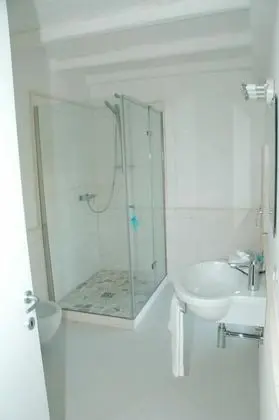 Dört Kişilik Oda, Balkon, Bahçe Manzaralı