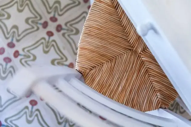 Basic Tek Büyük Yataklı Oda, Küçük Mutfak, Ek Bina