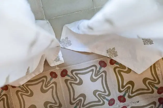 Basic Tek Büyük Yataklı Oda, Küçük Mutfak, Ek Bina