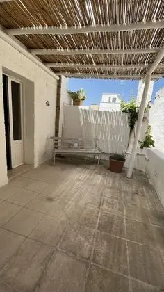 Tek Büyük Yataklı Oda, Teras