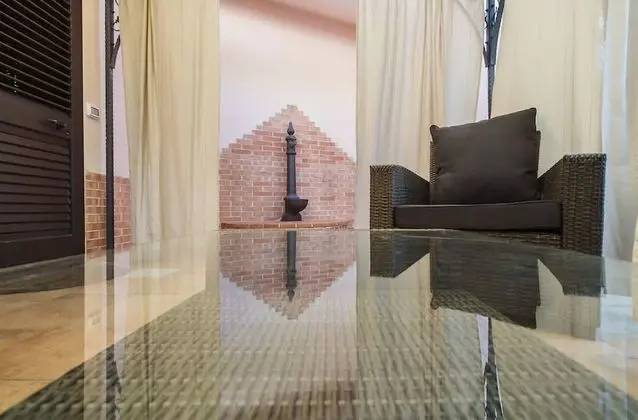 Deluxe Tek Büyük Yataklı Oda, Havuz Kenarı