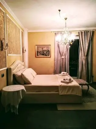 Royal Tek Büyük Yataklı Oda, Zemin Kat