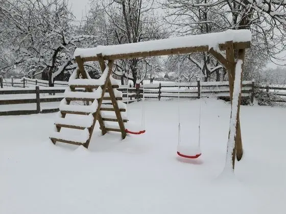 Dört Kişilik Oda, Balkon, Dağ Manzaralı