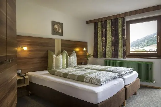 Tek Büyük Yataklı Oda, Sigara İçilmez, Balkon