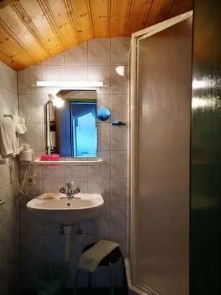 Üç Kişilik Oda, Dağ Manzaralı