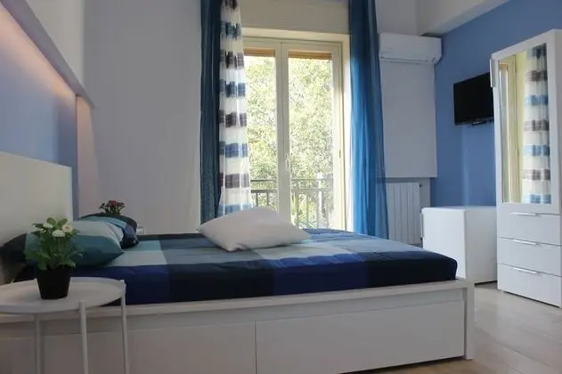 Üç Kişilik Oda