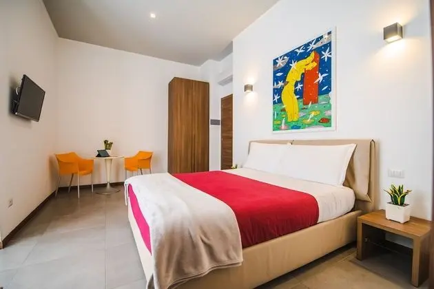 City Üç Kişilik Oda