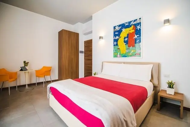 City Üç Kişilik Oda