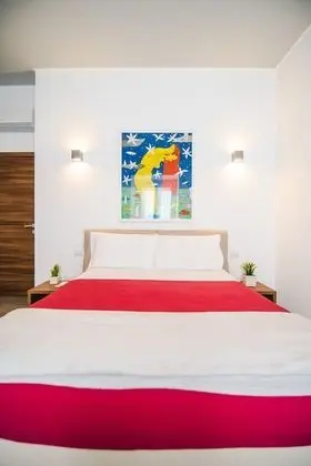 City Üç Kişilik Oda