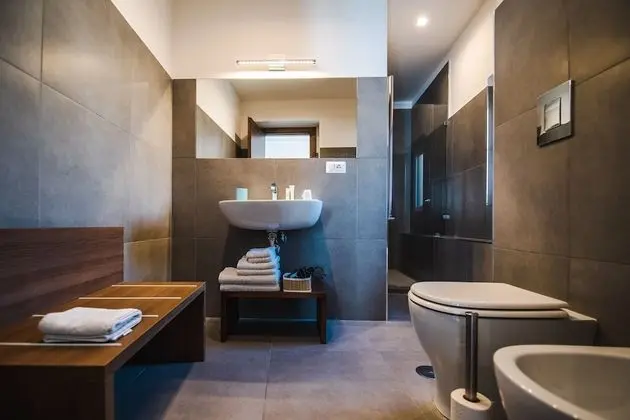 City Üç Kişilik Oda