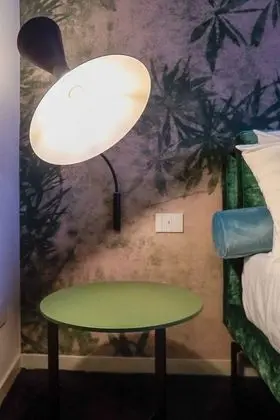 Classic Tek Büyük Yataklı Oda