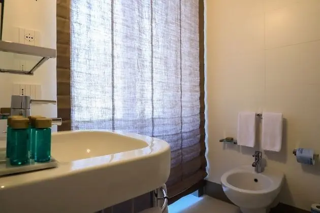 Classic Tek Büyük Yataklı Oda