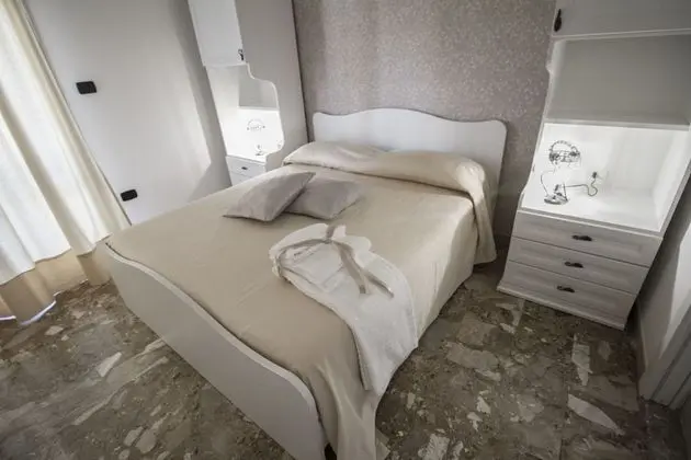 Economy Tek Büyük Yataklı Oda