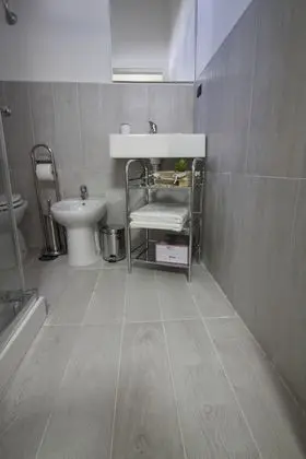 Economy Tek Büyük Yataklı Oda