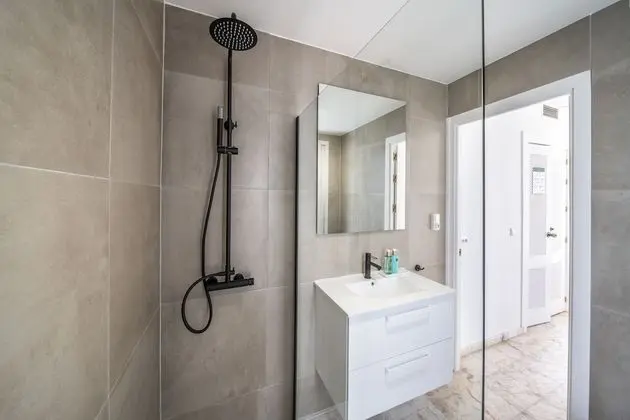 İki Ayrı Yataklı Oda, Özel Banyo