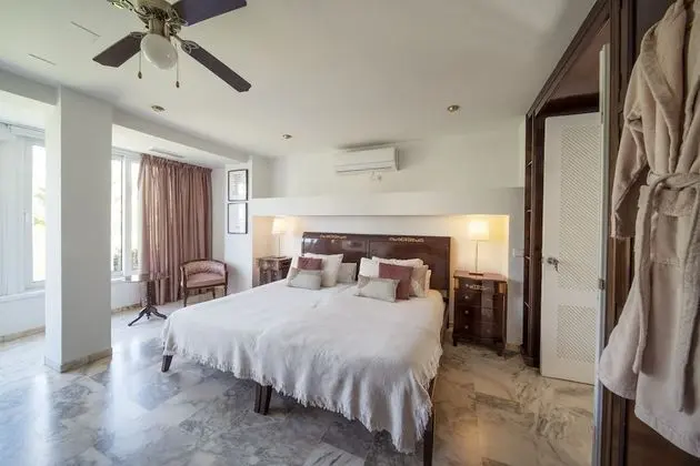 Süit, 1 En Büyük (King) Boy Yatak