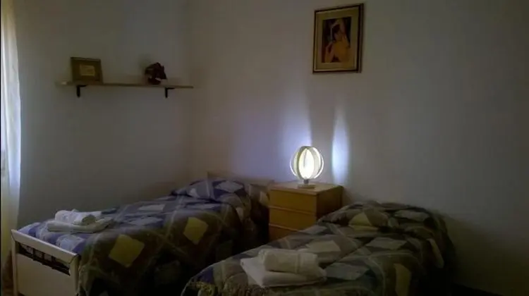 Standard İki Ayrı Yataklı Oda, Ortak Banyo