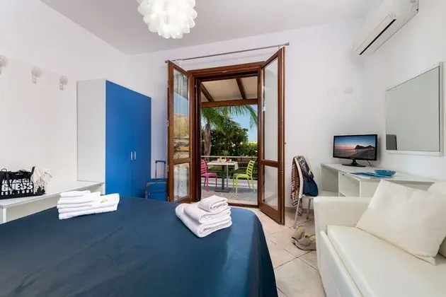 Tek Büyük Yataklı Oda, Veranda (Rosa Blu)