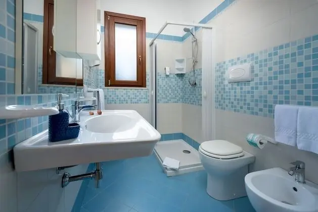 Tek Büyük Yataklı Oda, Veranda (Rosa Blu)