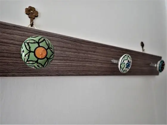 City Üç Kişilik Oda, Ortak Banyo, Avlu Manzaralı