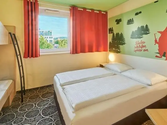 Dört Kişilik Oda