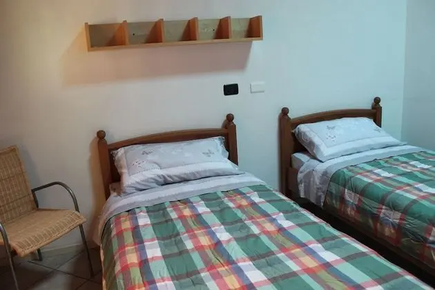 Classic Tek Büyük Yataklı Oda