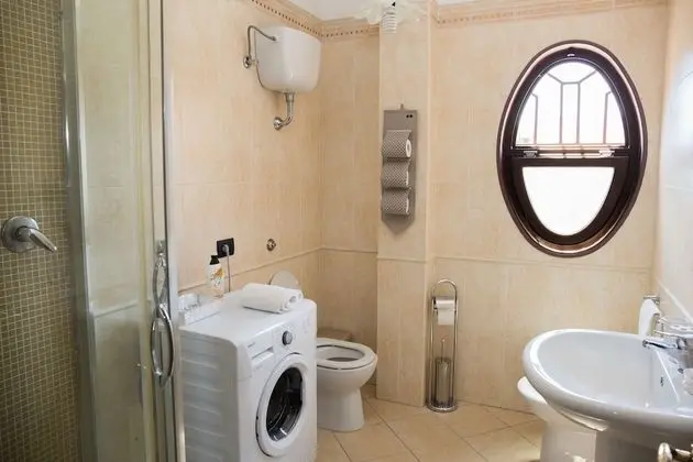 Dört Kişilik Oda, Bahçe Manzaralı