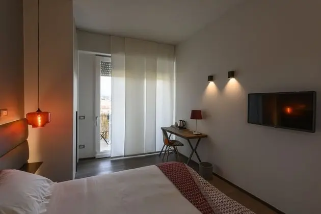 Standard Tek Büyük veya İki Ayrı Yataklı Oda, Şehir Manzaralı