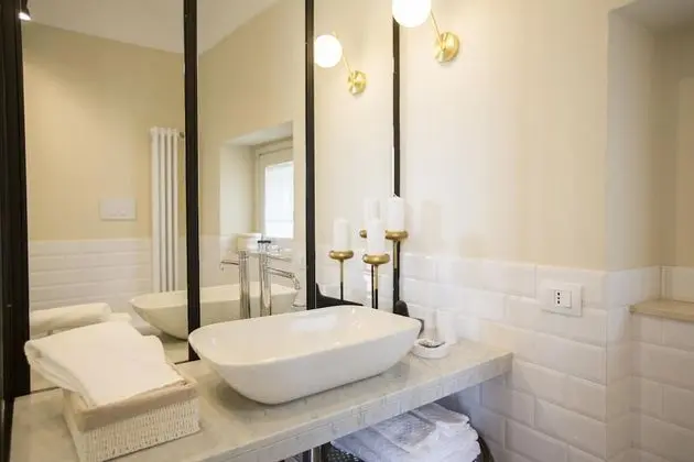 Tek Büyük Yataklı Oda, Balkon (Giardino d' interno)