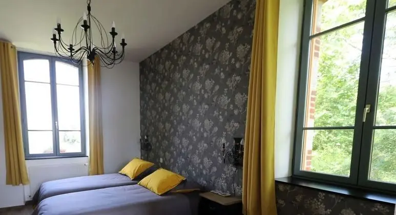 Tek Büyük veya İki Ayrı Yataklı Oda (Trieux)