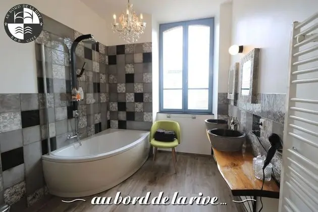 Tek Büyük veya İki Ayrı Yataklı Oda (Trieux)