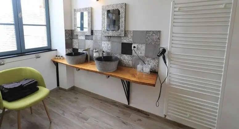 Tek Büyük veya İki Ayrı Yataklı Oda (Trieux)