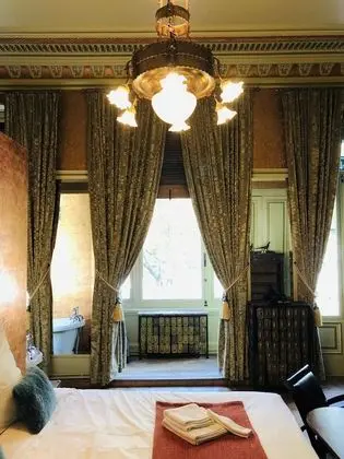 Deluxe Tek Büyük Yataklı Oda, Küvet