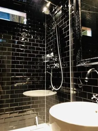 Deluxe Tek Büyük Yataklı Oda, Küvet