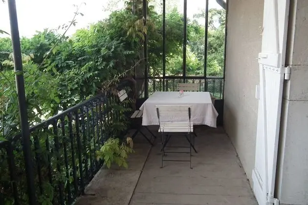Stüdyo, Balkon