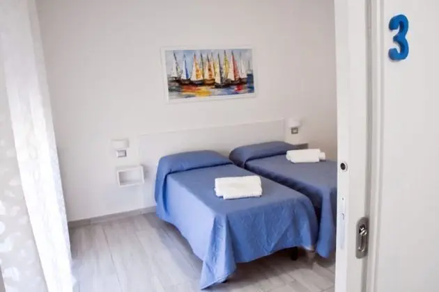 Tek Büyük veya İki Ayrı Yataklı Oda