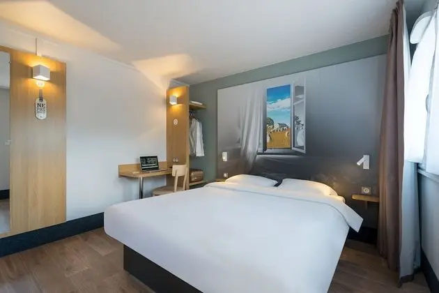 Tek Büyük Yataklı Oda, 1 Büyük (Queen) Boy Yatak, Sigara İçilmez