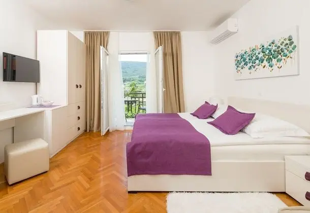 Standard Tek Büyük Yataklı Oda, Bahçe Manzaralı