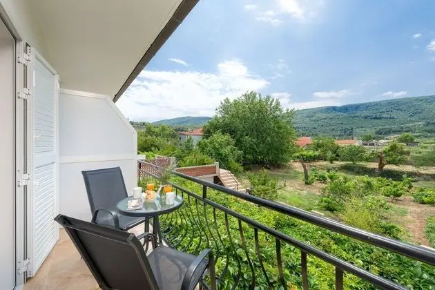 Standard Tek Büyük Yataklı Oda, Bahçe Manzaralı