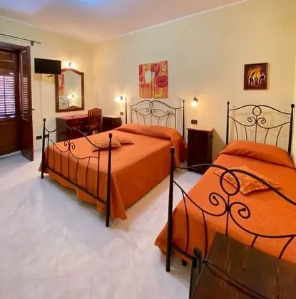 Comfort Üç Kişilik Oda