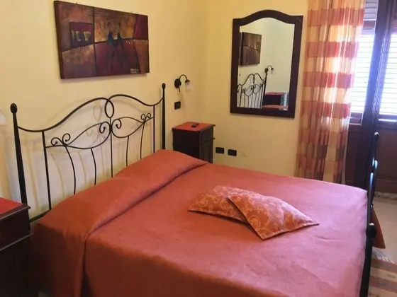 Tek Büyük Yataklı Oda