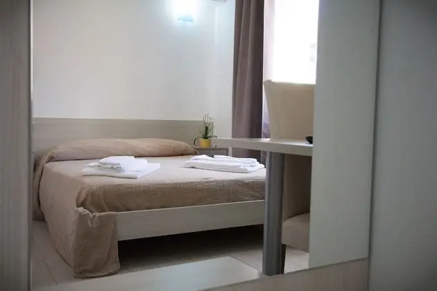 Economy Tek Büyük Yataklı Oda