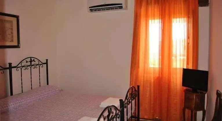 Classic Tek Büyük Yataklı Oda, Balkon, Deniz Manzaralı