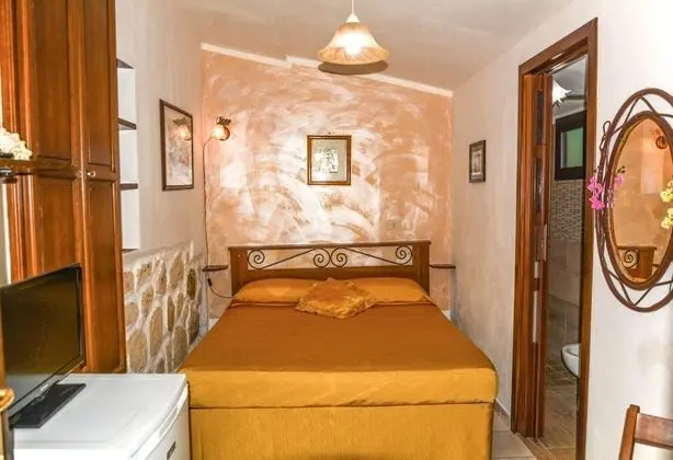 Tek Büyük Yataklı Oda, Banyolu/Duşlu