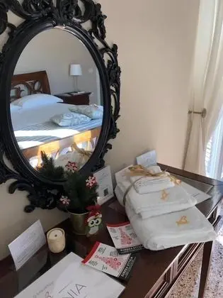 Tek Büyük veya İki Ayrı Yataklı Oda, Özel Banyo (L'Emigrante)