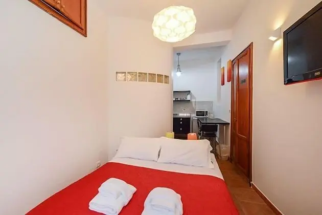 Economy Tek Büyük Yataklı Oda